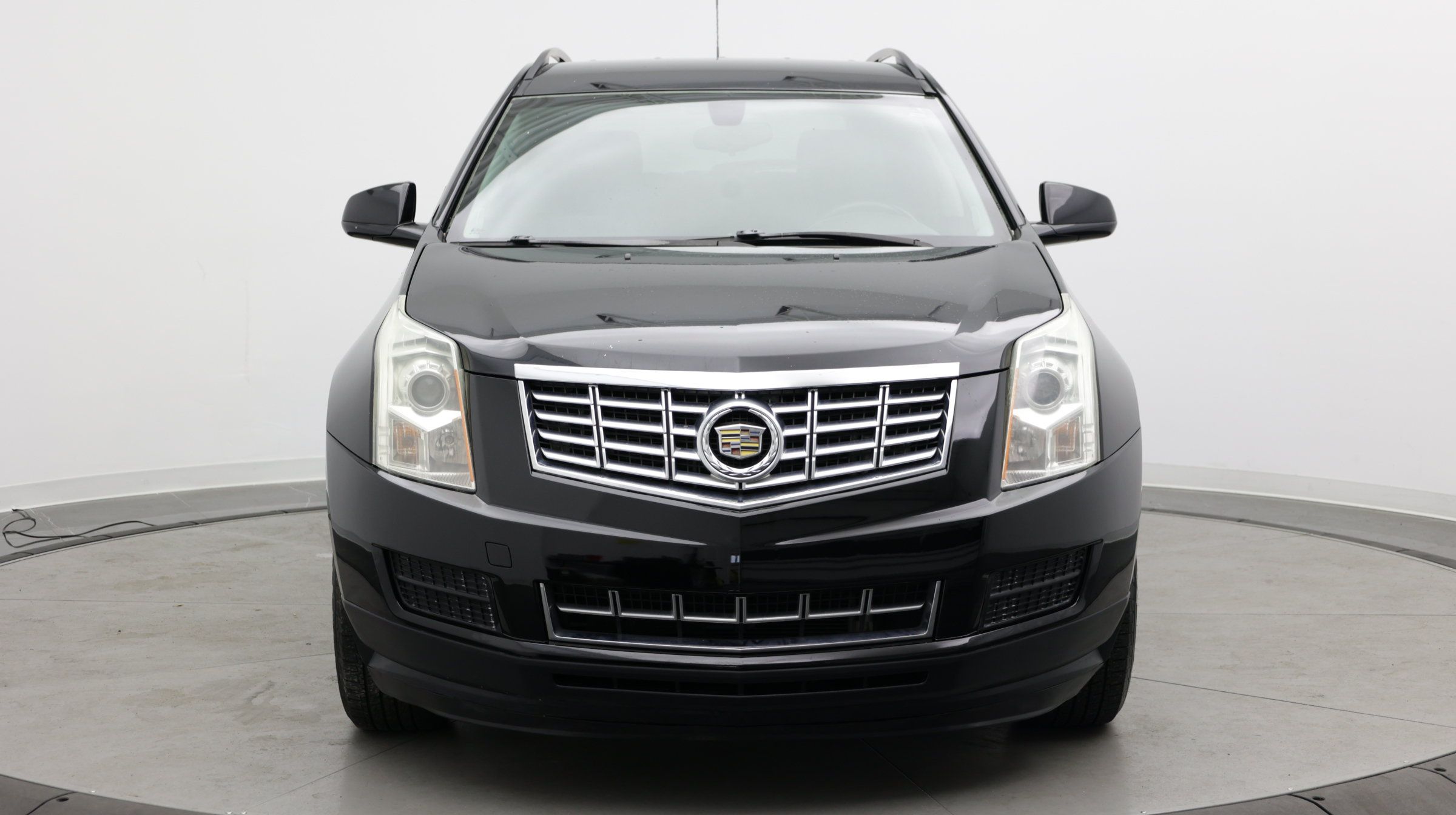 Used 2016 Cadillac SRX FWD image 2