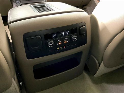 Used 2016 Chevrolet Tahoe LTZ AWD/4WD image 10