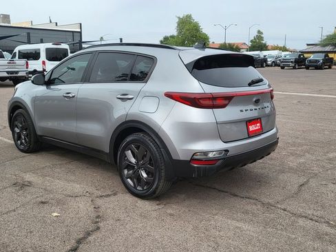Used 2022 Kia Sportage Nightfall Edition FWD image 7