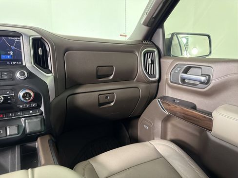 Used 2020 GMC Sierra 1500 SLT w/ SLT Premium Plus Package image 29