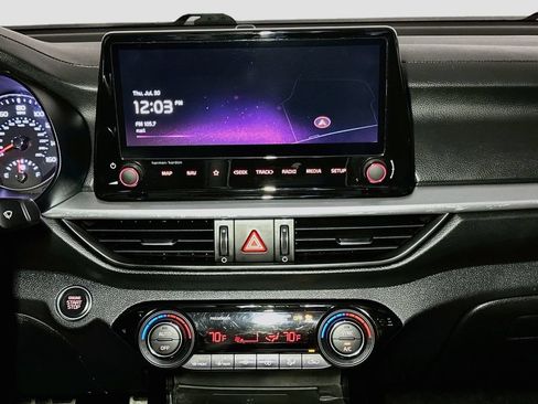 Used 2024 Kia Forte GT-Line w/ GT-Line Premium Package FWD image 13