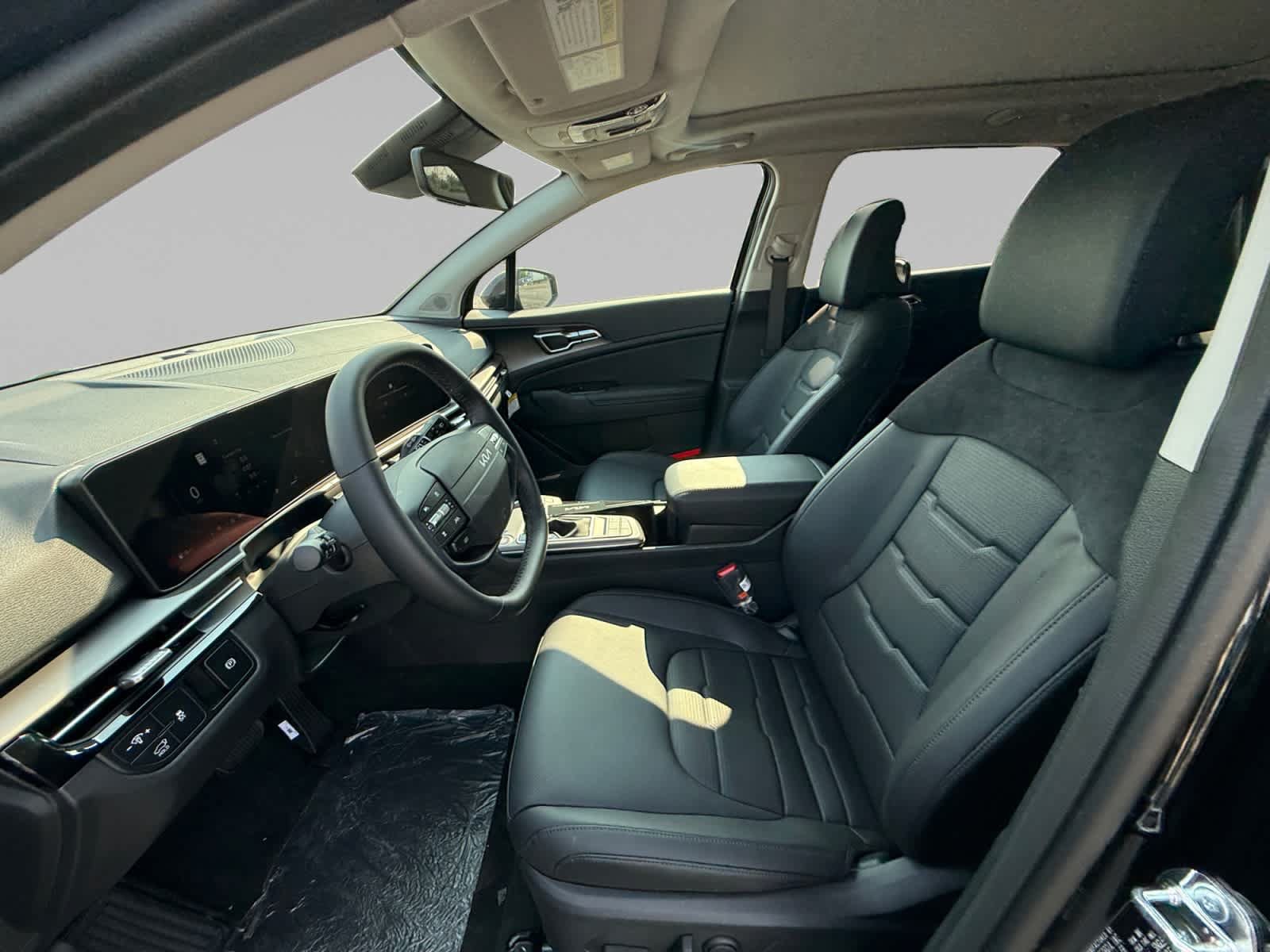 New 2026 Kia Sportage SX FWD image 11