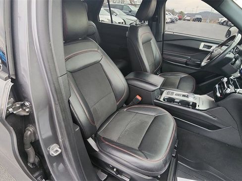Used 2022 Ford Explorer ST-Line w/ Class IV Trailer Tow Package image 30