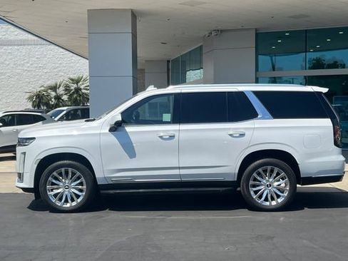 Used 2023 Cadillac Escalade Premium Luxury AWD/4WD image 7