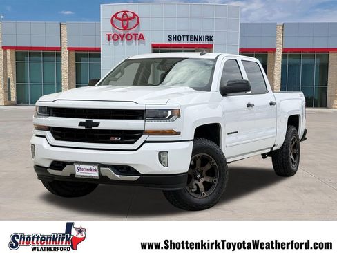 Used 2017 Chevrolet Silverado 1500 LT w/ All Star Edition AWD/4WD image 1