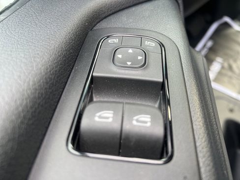 Used 2024 Mercedes-Benz Sprinter 3500 image 24