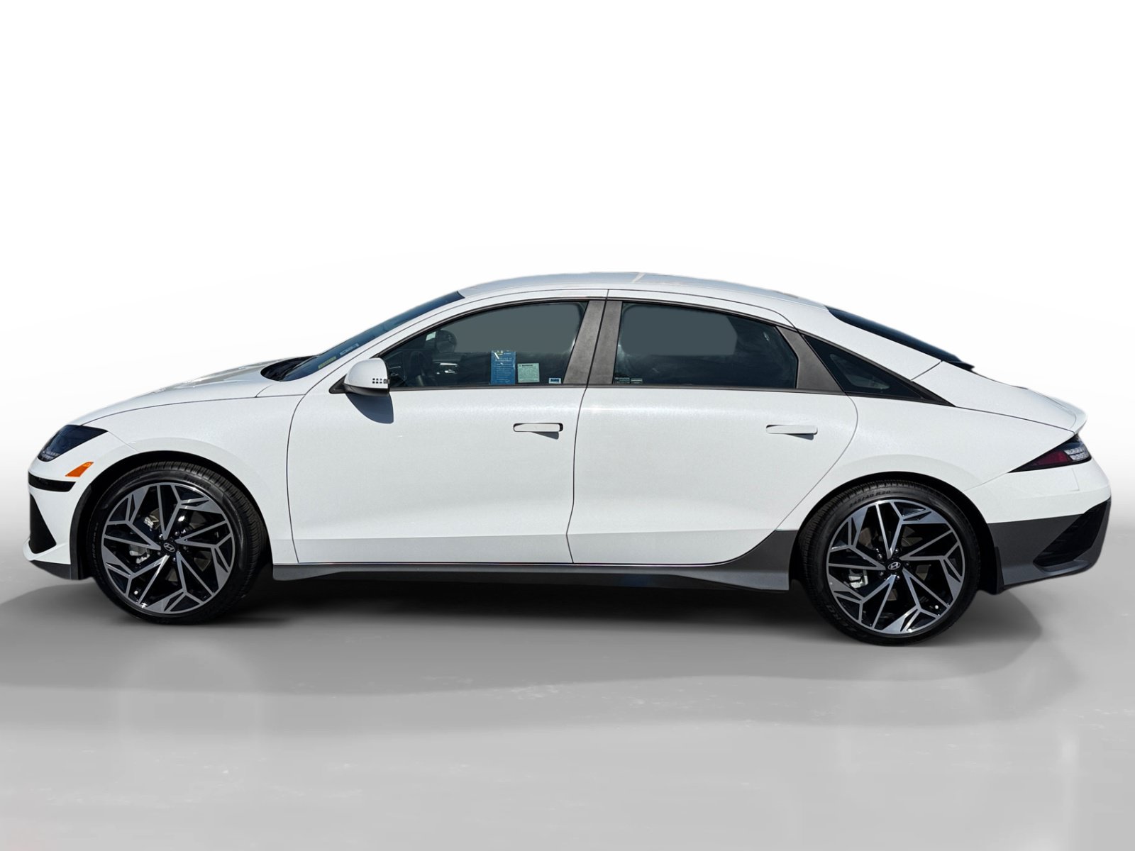 Certified 2023 Hyundai Ioniq 6 SEL RWD image 2