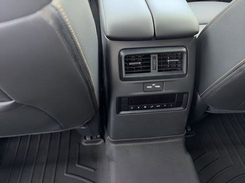 Used 2024 MAZDA CX-90 3.3 Turbo w/ Select Package image 28