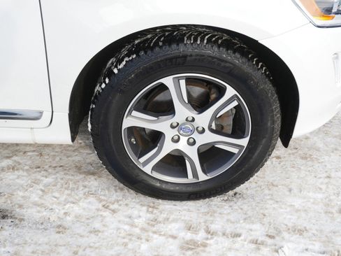 Used 2015 Volvo XC60 T6 Premier Plus image 9