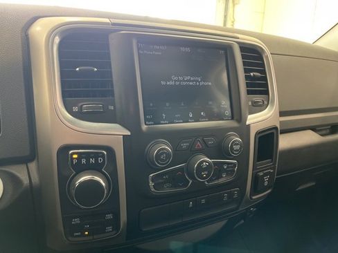 Used 2019 RAM 1500 Big Horn image 19