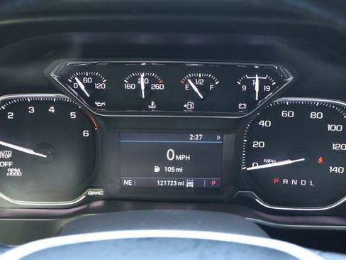 Used 2021 GMC Sierra 1500 SLT w/ SLT Premium Package AWD/4WD image 9
