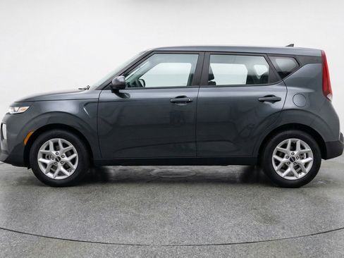 Used 2025 Kia Soul LX w/ LX Technology Package FWD image 5