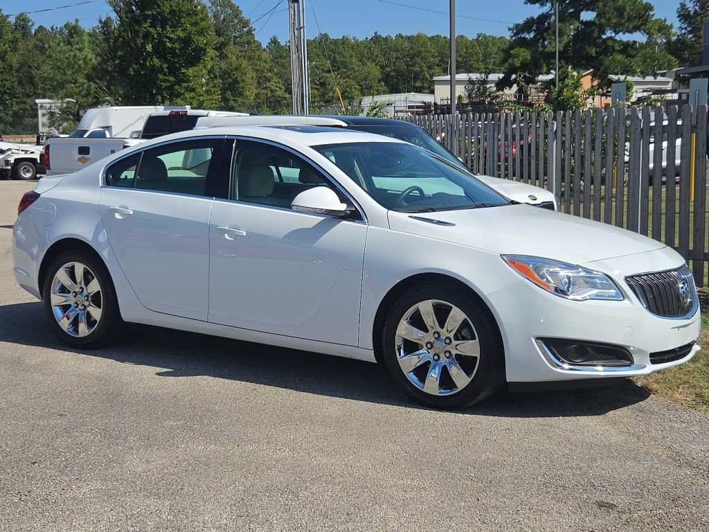 Used 2015 Buick Regal FWD image 1