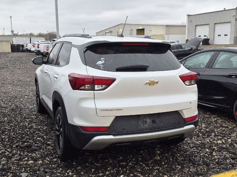 Used 2021 Chevrolet TrailBlazer LT w/ Sun and Liftgate Package image 4