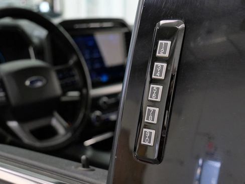 Used 2021 Ford F150 Lariat w/ Equipment Group 502A High AWD/4WD image 15