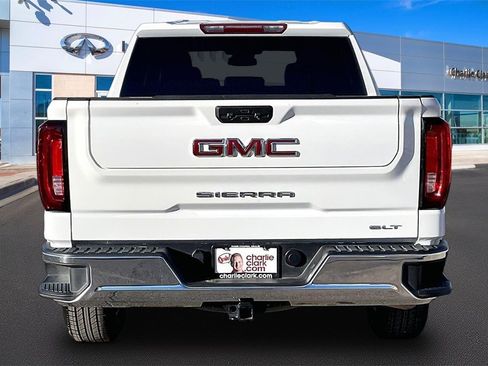Used 2025 GMC Sierra 1500 SLT image 4