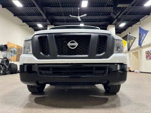 Used 2018 Nissan NV 3500 S RWD image 14
