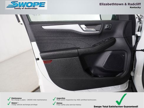 Used 2025 Ford Escape PHEV w/ PHEV Premium Package image 18