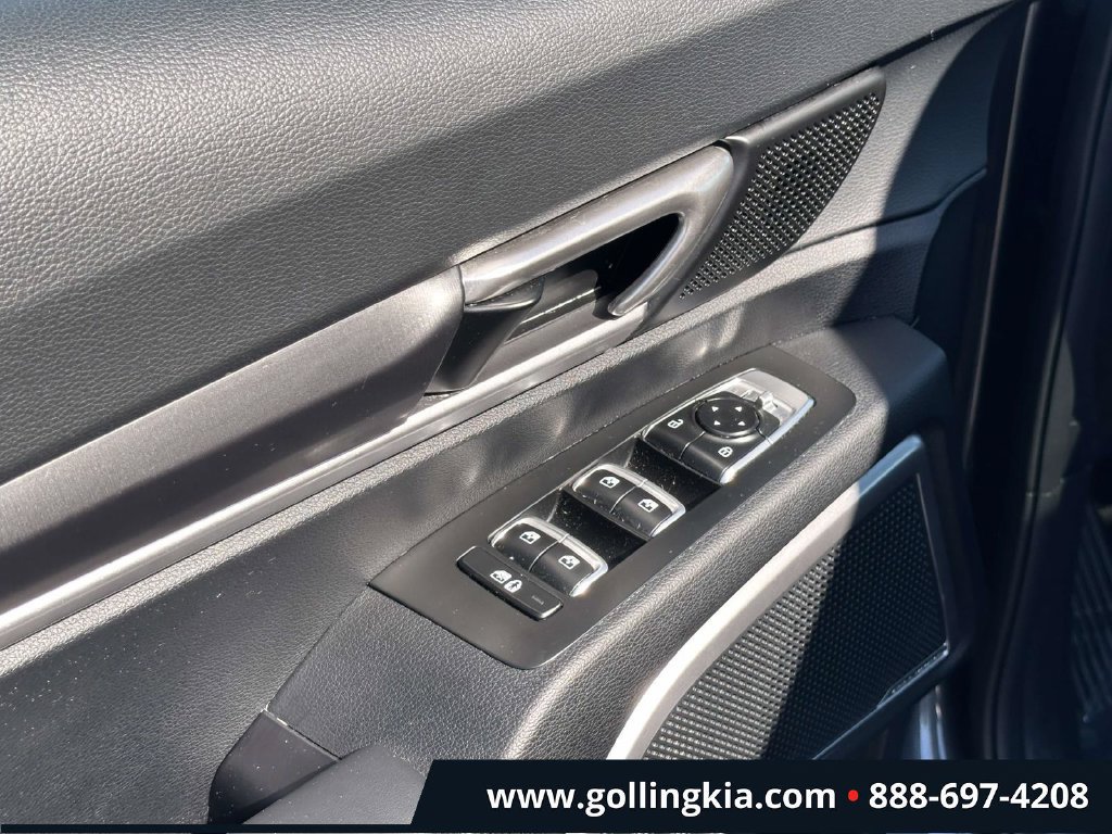 Certified 2024 Kia Telluride S w/ S Sunroof Package AWD/4WD image 16