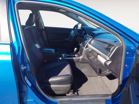 Used 2017 Toyota Camry SE FWD image 15