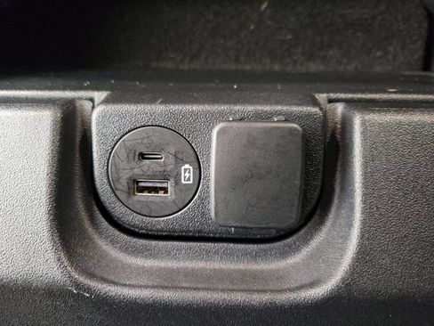 Used 2023 Ford F150 XLT AWD/4WD image 15