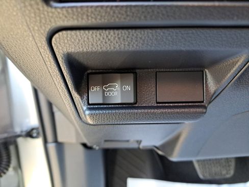 New 2025 Toyota 4Runner 4WD image 38