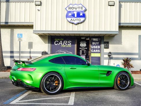 Used 2018 Mercedes-Benz AMG GT R image 6