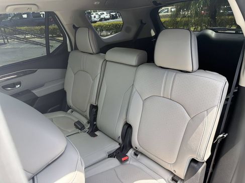 Used 2023 Honda Pilot Elite image 20