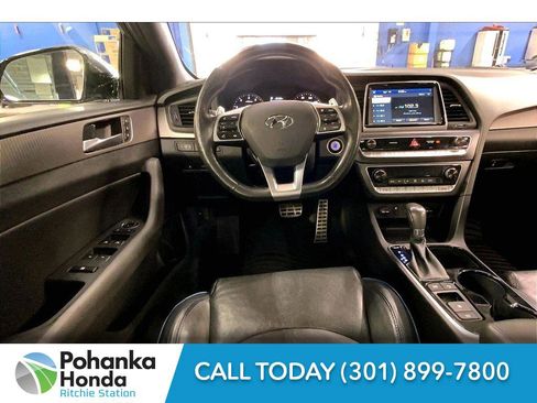 Used 2019 Hyundai Sonata Limited image 4