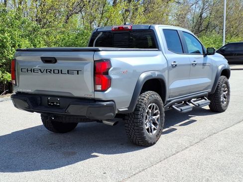 Used 2025 Chevrolet Colorado ZR2 w/ Technology Package AWD/4WD image 27