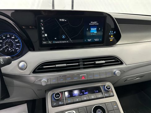 Used 2022 Hyundai Palisade SEL w/ Premium Package FWD image 33