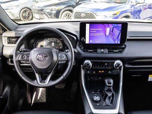Certified 2025 Toyota RAV4 XSE image 21