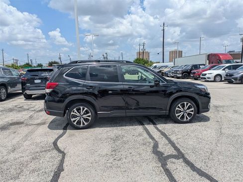 Used 2021 Subaru Forester Limited w/ Popular Package #3 image 2