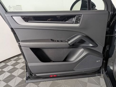 New 2026 Porsche Cayenne S image 25