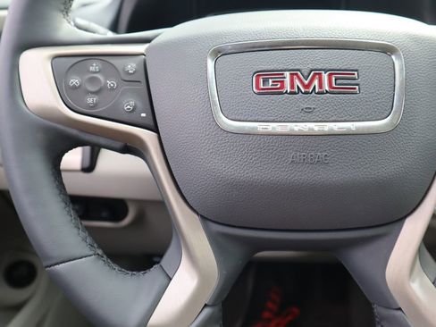 Used 2023 GMC Terrain Denali w/ Denali Premium Package AWD/4WD image 28
