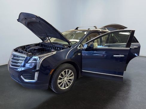 Used 2017 Cadillac XT5 Luxury image 10