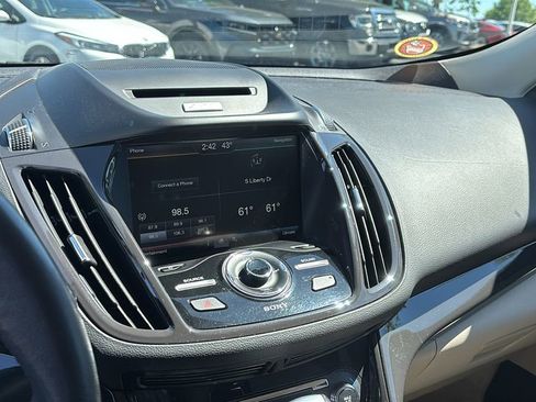 Used 2015 Ford Escape Titanium image 19