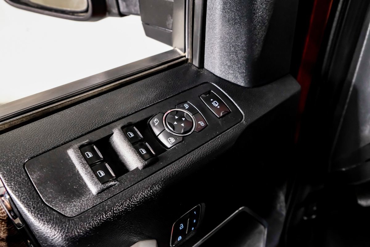 Used 2019 Ford F350 Lariat w/ Lariat Ultimate Package AWD/4WD image 34