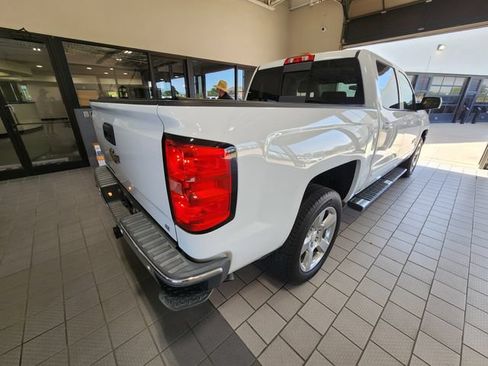 Used 2018 Chevrolet Silverado 1500 LT w/ Texas Edition RWD image 4