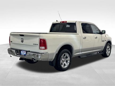 Used 2017 RAM 1500 Laramie w/ Convenience Group AWD/4WD image 7