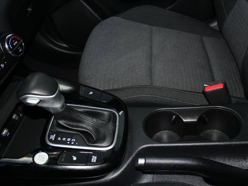 Used 2023 Kia Soul EX FWD image 36