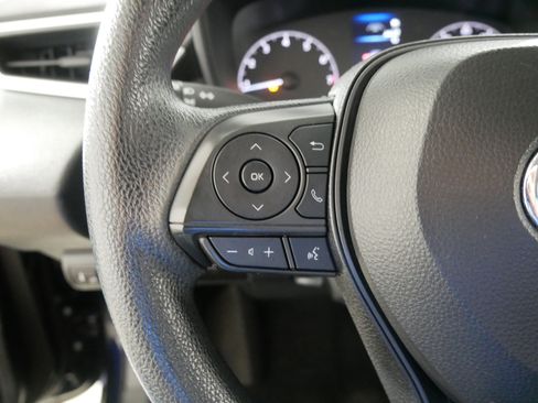 Used 2024 Toyota Corolla LE FWD image 27