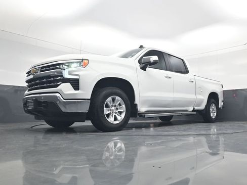 Used 2024 Chevrolet Silverado 1500 LT w/ Safety Package image 19