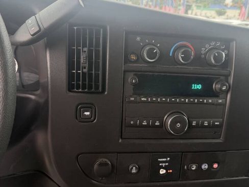 Used 2025 GMC Savana 2500 w/ Driver Convenience Package RWD image 6