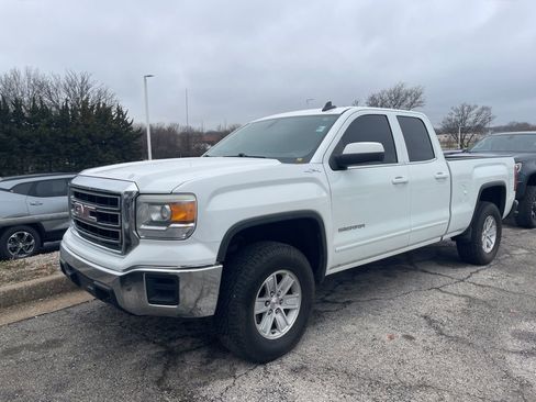 Used 2015 GMC Sierra 1500 SLE image 2