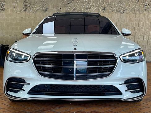 Used 2023 Mercedes-Benz S 580e 4MATIC Sedan w/ AMG Line image 2