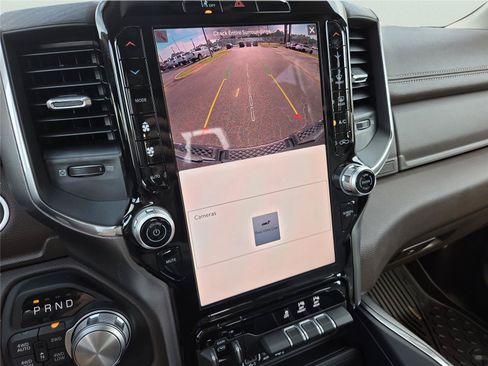New 2026 RAM 1500 Laramie AWD/4WD image 12