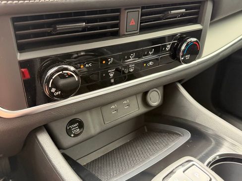 Used 2026 Nissan Rogue S image 22