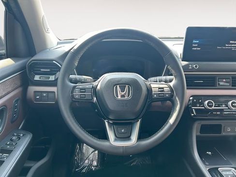 Used 2026 Honda Pilot Elite image 12