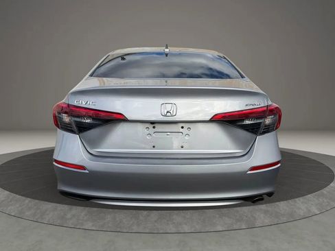 Used 2024 Honda Civic Sport image 6